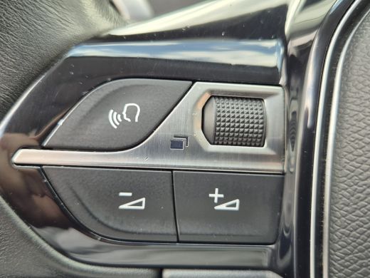 Peugeot 3008 1.2 130PK PureTech | Dealer onderhouden | Blue Lease Executive | Trekhaak | Connected services | ... ActivLease financial lease