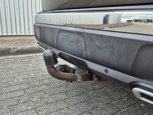 Peugeot 3008 1.2 130PK PureTech | Dealer onderhouden | Blue Lease Executive | Trekhaak | Connected services | ... ActivLease financial lease