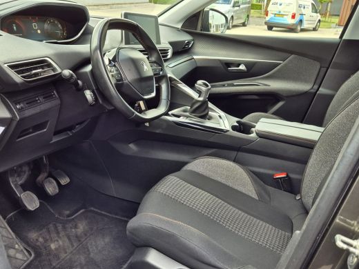 Peugeot 3008 1.2 130PK PureTech | Dealer onderhouden | Blue Lease Executive | Trekhaak | Connected services | ... ActivLease financial lease