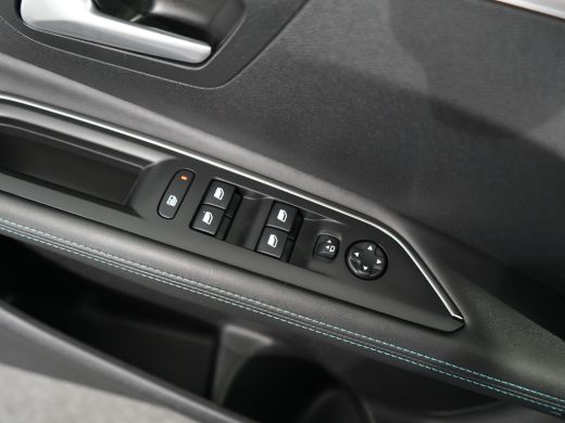 Peugeot 3008 1.2 PureTech Allure Avantage | Achteruitrijcamera | Bluetooth telefoonvoorbereiding | Brake Assis... ActivLease financial lease