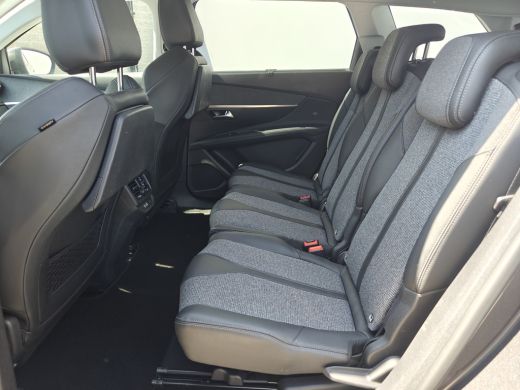 Peugeot 5008 1.2 PureTech Blue Lease Premium | 2 stoelen op derde rij | Achteruitrijcamera | Lichtmetalen velg... ActivLease financial lease