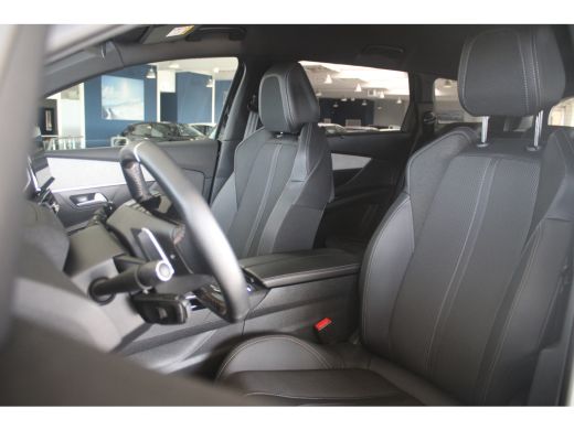 Peugeot 5008 1.2 Turbo 130-PK EAT8 AUTOMAAT GT BLACKPACK CAMERA | NAVI | ADAPTIVE CRUISE CONTROL | STOELVERWAR... ActivLease financial lease