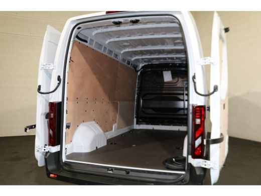 Renault Master E-Tech T35 L3H2 Advance long range 87 kWh ActivLease financial lease