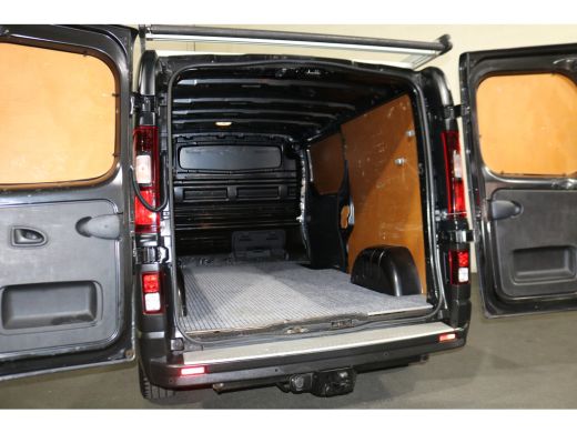 Renault Trafic 2.0 dCi 145pk L2 H1 Airco Imperiaal Trekhaak ActivLease financial lease