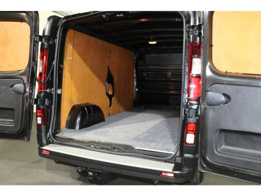 Renault Trafic 2.0 dCi 145pk L2 H1 Airco Imperiaal Trekhaak ActivLease financial lease
