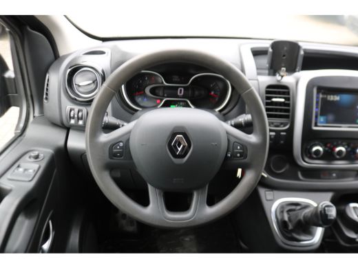 Renault Trafic 2.0 dCi 145pk L2 H1 Airco Imperiaal Trekhaak ActivLease financial lease
