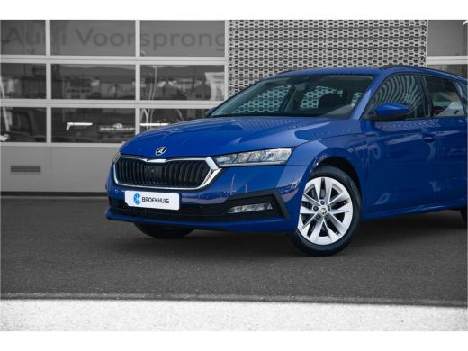 Skoda Octavia Combi 1.4 TSI iV PHEV Business Edition | 1500 kg trekgewicht! | Carplay | Cruise Control ActivLease financial lease