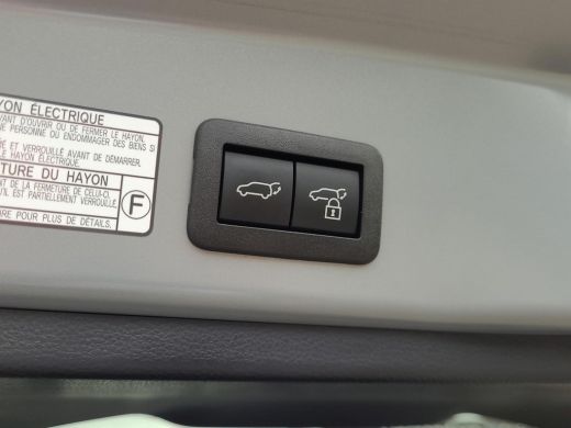 Toyota Corolla Cross Hybrid 140 Style + Premium Pack I | Elektr. klep | Blindspot | Apple CarPlay | Rijklaarprijs incl... ActivLease financial lease