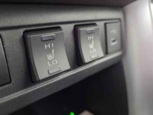 Toyota Corolla Cross Hybrid 140 Style + Premium Pack I | Elektr. klep | Blindspot | Apple CarPlay | Rijklaarprijs incl... ActivLease financial lease