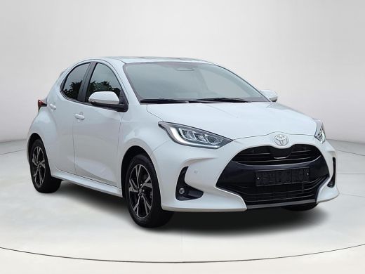 Toyota Yaris 1.5 Hybrid 115 First Edition | Apple CarPlay | Parkeersensoren | Blindspot | Rijklaarprijs incl. ... ActivLease financial lease