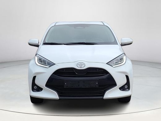 Toyota Yaris 1.5 Hybrid 115 First Edition | Apple CarPlay | Parkeersensoren | Blindspot | Rijklaarprijs incl. ... ActivLease financial lease