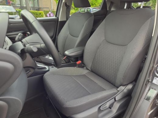 Toyota Yaris 1.5 Hybrid Active | Apple CarPlay | Navigatie | Parkeercamera | Rijklaarprijs incl. garantie | ActivLease financial lease