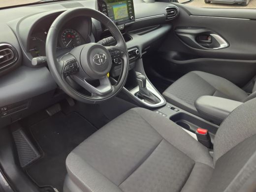 Toyota Yaris 1.5 Hybrid Active | Apple CarPlay | Navigatie | Parkeercamera | Rijklaarprijs incl. garantie | ActivLease financial lease