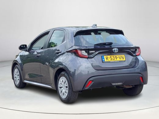 Toyota Yaris 1.5 Hybrid Active | Apple CarPlay | Navigatie | Parkeercamera | Rijklaarprijs incl. garantie | ActivLease financial lease