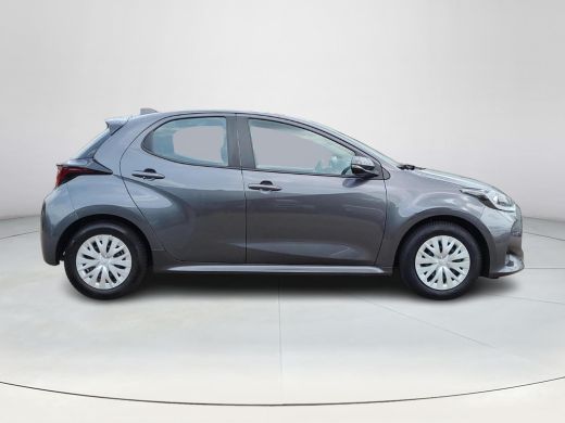 Toyota Yaris 1.5 Hybrid Active | Apple CarPlay | Navigatie | Parkeercamera | Rijklaarprijs incl. garantie | ActivLease financial lease