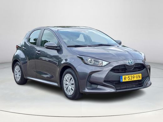Toyota Yaris 1.5 Hybrid Active | Apple CarPlay | Navigatie | Parkeercamera | Rijklaarprijs incl. garantie | ActivLease financial lease