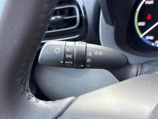 Toyota Yaris Cross 1.5 Hybrid Explore **NAVIGATIE/ TREKHAAK/ STOELVERWARMING/ PARKEERSENSOREN/ 36 MAANDEN GARANTIE** ActivLease financial lease