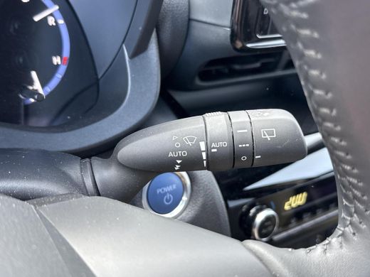 Toyota Yaris Cross 1.5 Hybrid Explore **NAVIGATIE/ TREKHAAK/ STOELVERWARMING/ PARKEERSENSOREN/ 36 MAANDEN GARANTIE** ActivLease financial lease