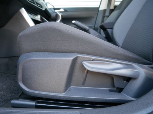 Volkswagen Polo 1.0 TSI Life Edition | Achteruitrijcamera | Parkeersensor achter | Voorstoelen verwarmd ActivLease financial lease