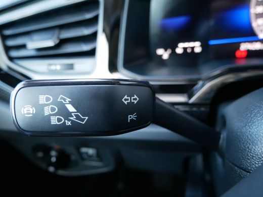 Volkswagen Polo 1.0 TSI Life Edition | Achteruitrijcamera | Parkeersensor achter | Voorstoelen verwarmd ActivLease financial lease