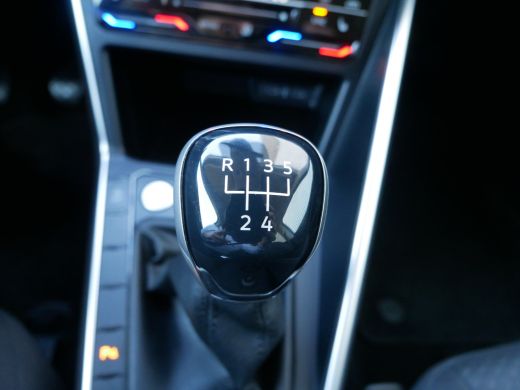 Volkswagen Polo 1.0 TSI Life Edition | Achteruitrijcamera | Parkeersensor achter | Voorstoelen verwarmd ActivLease financial lease