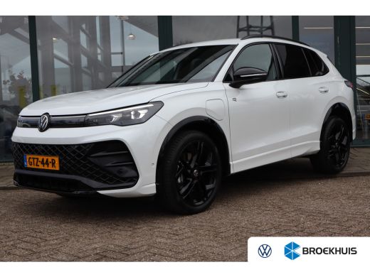 Volkswagen Tiguan 1.5 eHybrid R-Line Business | Cruise Control | Achteruitrijcamera | Navigatie | Volkswagen Tiguan 1.5 eHybrid R-Line Business | Cruise Control | Achteruitrijcamera | Navigatie |