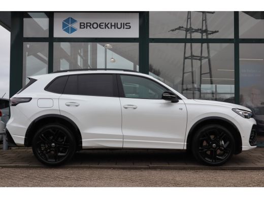 Volkswagen Tiguan 204PK 1.5 eHybrid R-Line Business | Cruise Control | Achteruitrijcamera | Navigatie | ActivLease financial lease