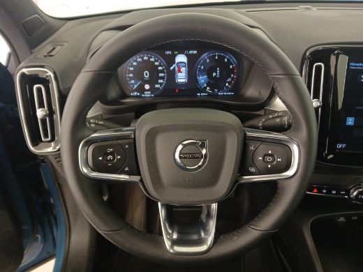 Volvo  XC40 1.5 T2 Core | Intellisafe | Camera | Facelift! | FjordBlue | MY23! ActivLease financial lease