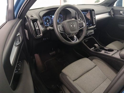 Volvo  XC40 1.5 T2 Core | Intellisafe | Camera | Facelift! | FjordBlue | MY23! ActivLease financial lease