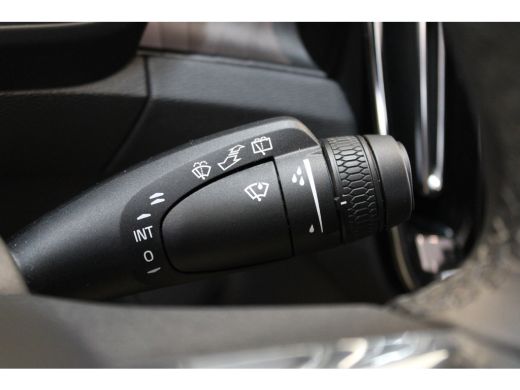 Volvo  XC40 252PK Extened Range Core | Trekhaak | Getint Glas | Cruise Control | 19'' | ActivLease financial lease