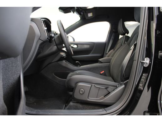 Volvo  XC40 252PK Extened Range Core | Trekhaak | Getint Glas | Cruise Control | 19'' | ActivLease financial lease