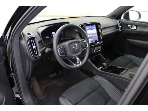 Volvo  XC40 252PK Extened Range Core | Trekhaak | Getint Glas | Cruise Control | 19'' | ActivLease financial lease