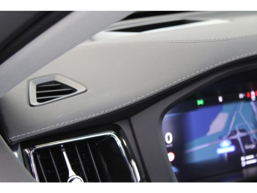 Volvo  XC60 T6 350PK Ultimate Dark | 360° | Trekhaak | Stoel&Stuur Verw. | Adap Cruise | 20'' | Panoramadak ActivLease financial lease