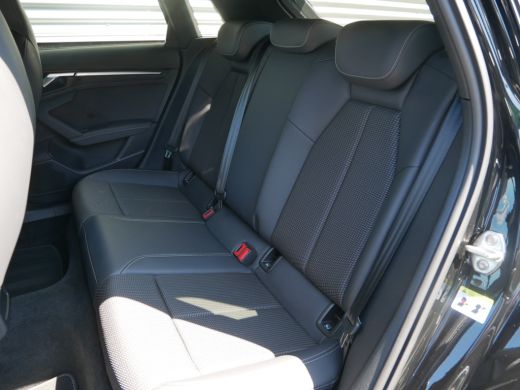 Audi A3 Sportback 30 TFSI S edition ActivLease financial lease