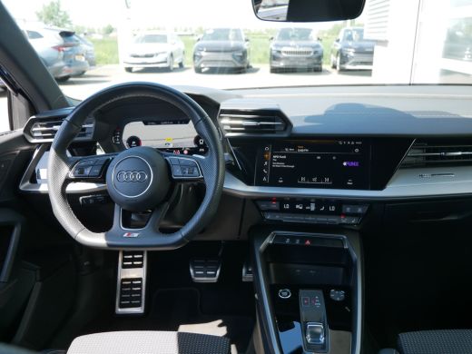 Audi A3 Sportback 30 TFSI S edition ActivLease financial lease