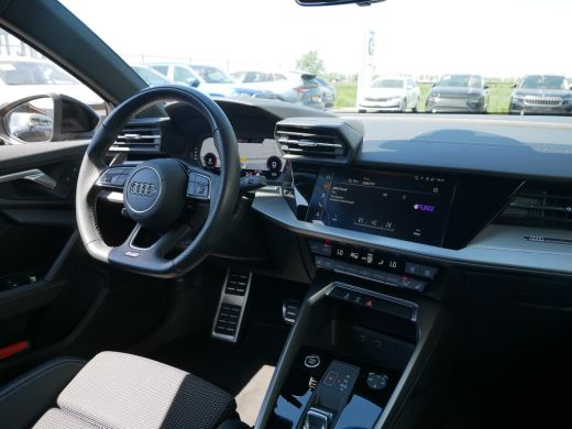 Audi A3 Sportback 30 TFSI S edition ActivLease financial lease