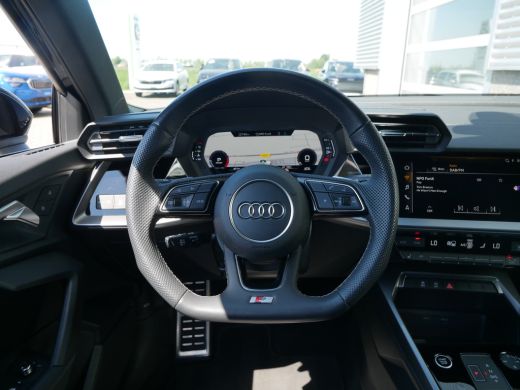 Audi A3 Sportback 30 TFSI S edition ActivLease financial lease