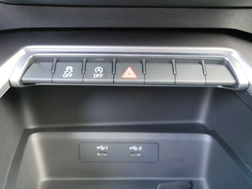 Audi A3 Sportback 30 TFSI S edition ActivLease financial lease