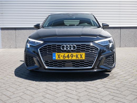 Audi A3 Sportback 30 TFSI S edition ActivLease financial lease