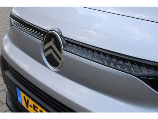 Citroën Berlingo 1.5 BlueHDi 130 PK AUTOMAAT 4,9% FINANCIAL LEASE | DEMO VOORDEEL | TREKHAAK | VEEL OPTIES! ActivLease financial lease