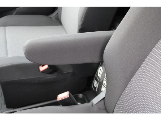 Citroën Berlingo 1.5 BlueHDi 130 PK AUTOMAAT 4,9% FINANCIAL LEASE | DEMO VOORDEEL | TREKHAAK | VEEL OPTIES! ActivLease financial lease