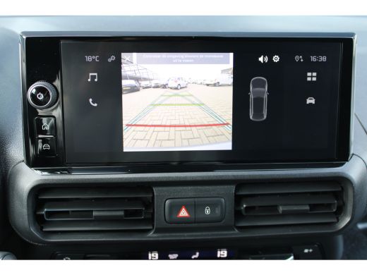 Citroën Berlingo 1.5 BlueHDi 130 PK AUTOMAAT 4,9% FINANCIAL LEASE | DEMO VOORDEEL | TREKHAAK | VEEL OPTIES! ActivLease financial lease