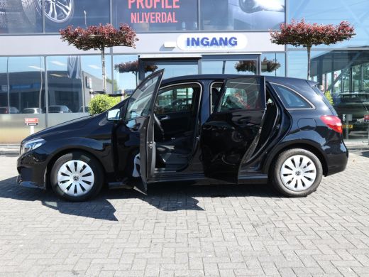 Mercedes B-Klasse 160 Ambition AIRCO TREKHAAK CRUISE CONTROL ActivLease financial lease