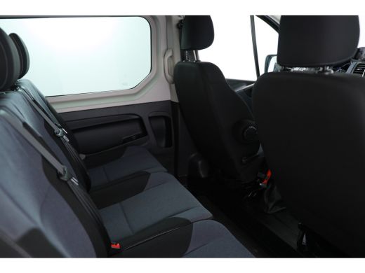 Opel Vivaro 1.6 CDTI L2H1 DC Sport EcoFlex | Dealer Onderhouden! | Navi | Trekhaak | Camera | Parkeersensoren... ActivLease financial lease