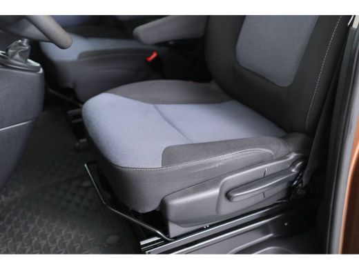 Opel Vivaro 1.6 CDTI L2H1 DC Sport EcoFlex | Dealer Onderhouden! | Navi | Trekhaak | Camera | Parkeersensoren... ActivLease financial lease