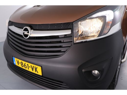 Opel Vivaro 1.6 CDTI L2H1 DC Sport EcoFlex | Dealer Onderhouden! | Navi | Trekhaak | Camera | Parkeersensoren... ActivLease financial lease