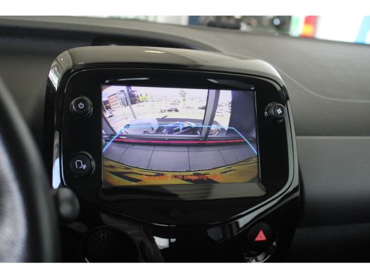 Peugeot 108 1.0 e-VTi 72-PK Allure CAMERA | CLIMATE CONTROL | CARPLAY | LMV ActivLease financial lease
