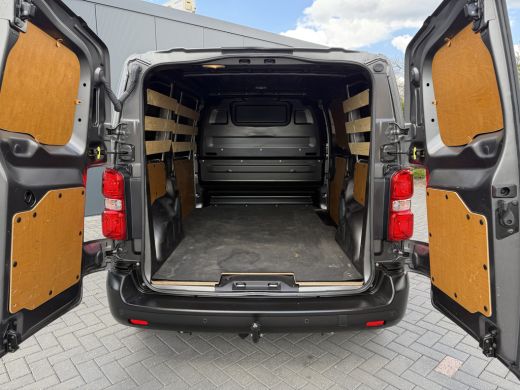 Peugeot Expert 1.5 BlueHDI 102 PK / L2H1 / TREKHAAK / AIRCO / CRUISE / BLUETOOTH / ORIG. NL ActivLease financial lease