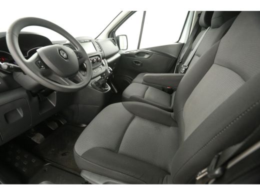 Renault Trafic 1.6 dCi T29 L1H1 Airco Cruise Navigatie LED PDC 3 Persoons Elektrpakket ActivLease financial lease