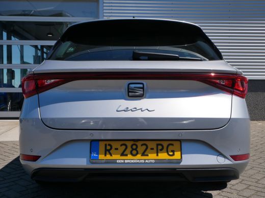 Seat Leon Sportstourer 1.0 TSI Style Business Intense | Achteruitrijcamera | Airco (automatisch) | Apple Carplay/Android... ActivLease financial lease